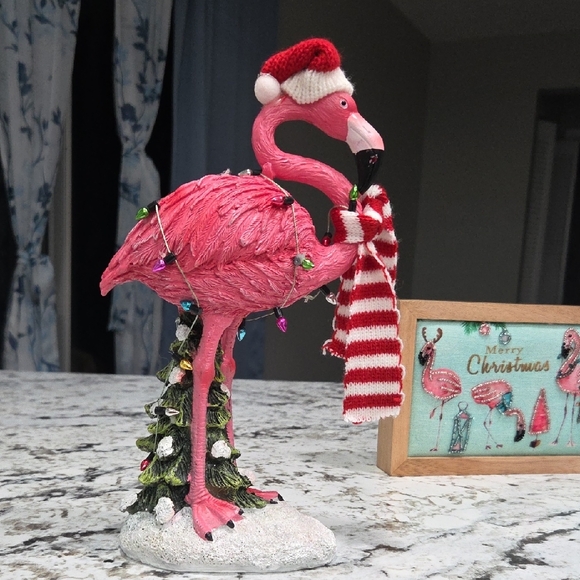 Holiday Pink Flamingo with Santa Hat Decor 2 Pc Set - Picture 8 of 9